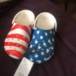 Crocs- classic American flag clog